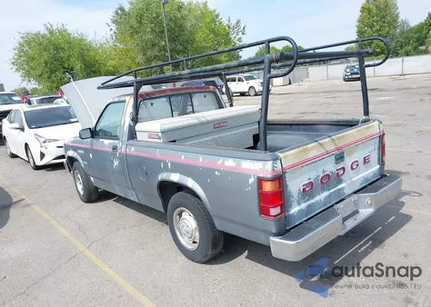 1992 Dodge Dakota из США, поврежденный, VIN 1B7FL26XXNS552506